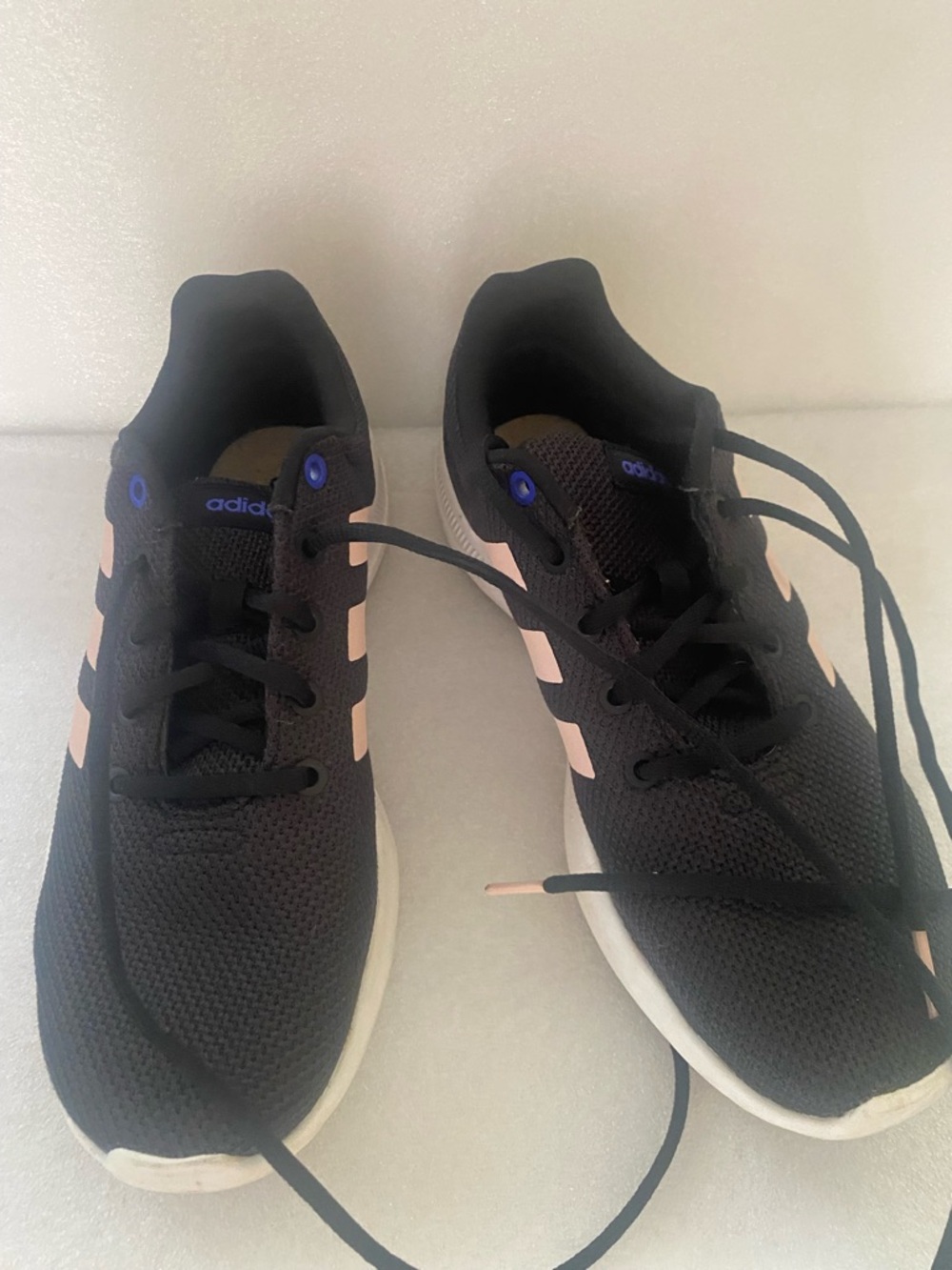 Adidas women sz 9 cloudfoam sneakers